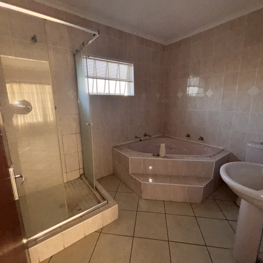 3 Bedroom Property for Sale in Greenhills Ext 3 Gauteng