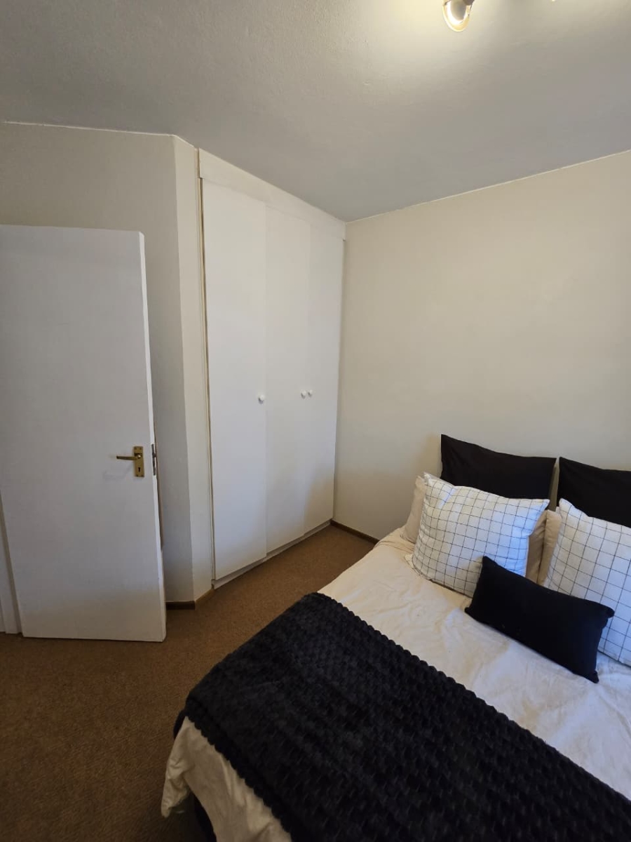 To Let 1 Bedroom Property for Rent in Bryanston Gauteng