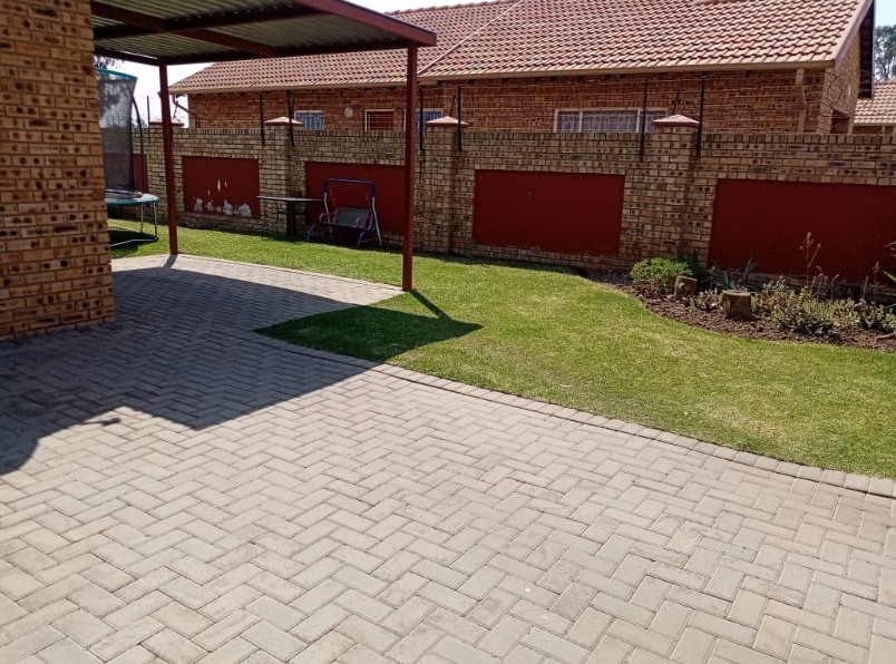 3 Bedroom Property for Sale in Riversdale Gauteng