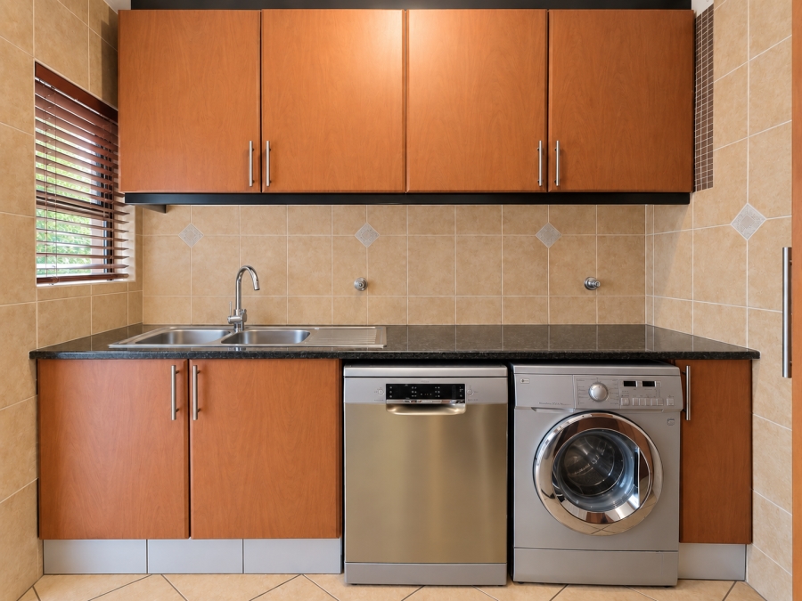 5 Bedroom Property for Sale in Willowbrook Gauteng