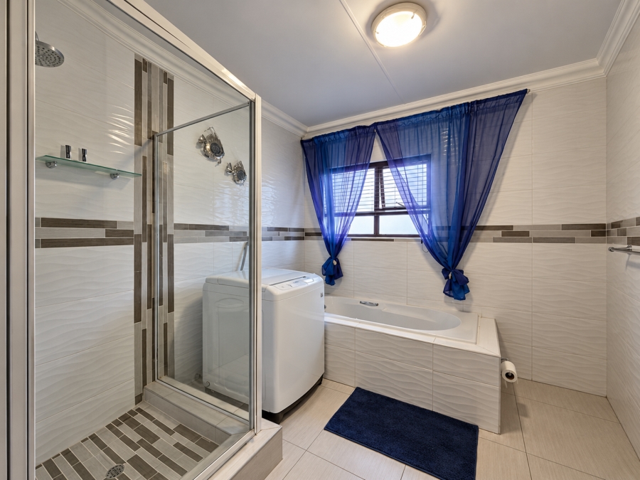 5 Bedroom Property for Sale in Willowbrook Gauteng