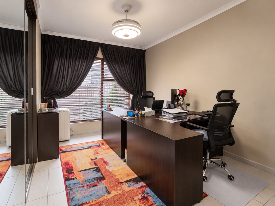 5 Bedroom Property for Sale in Willowbrook Gauteng