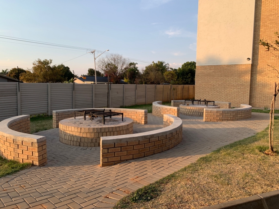 2 Bedroom Property for Sale in Sinoville Gauteng