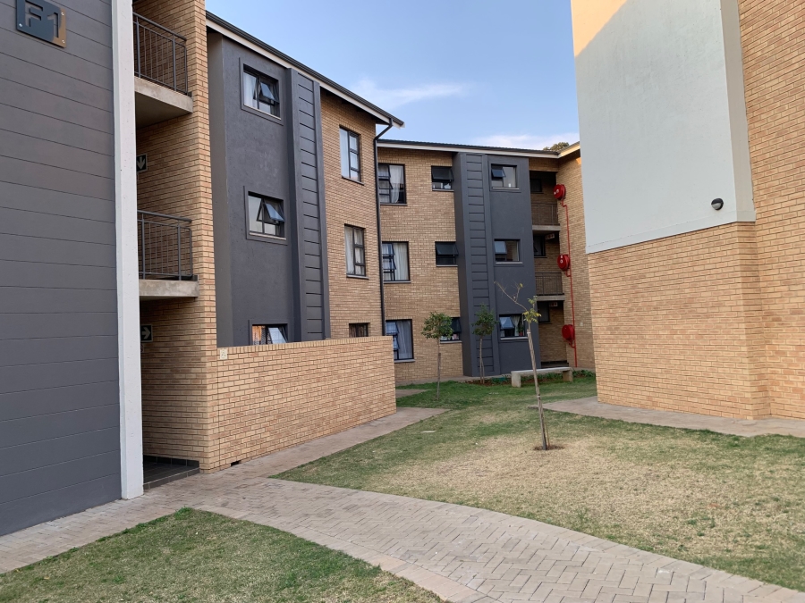 2 Bedroom Property for Sale in Sinoville Gauteng