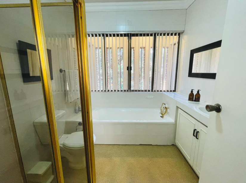 3 Bedroom Property for Sale in Glenvista Gauteng
