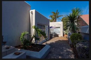 3 Bedroom Property for Sale in Suideroord Gauteng