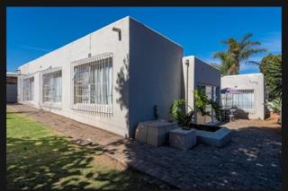 3 Bedroom Property for Sale in Suideroord Gauteng