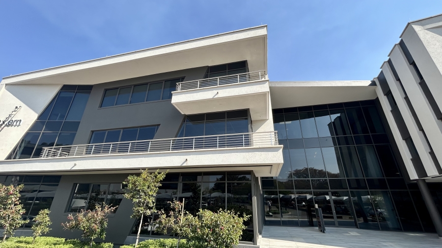 To Let Commercial Property for Rent in Die Hoewes Gauteng