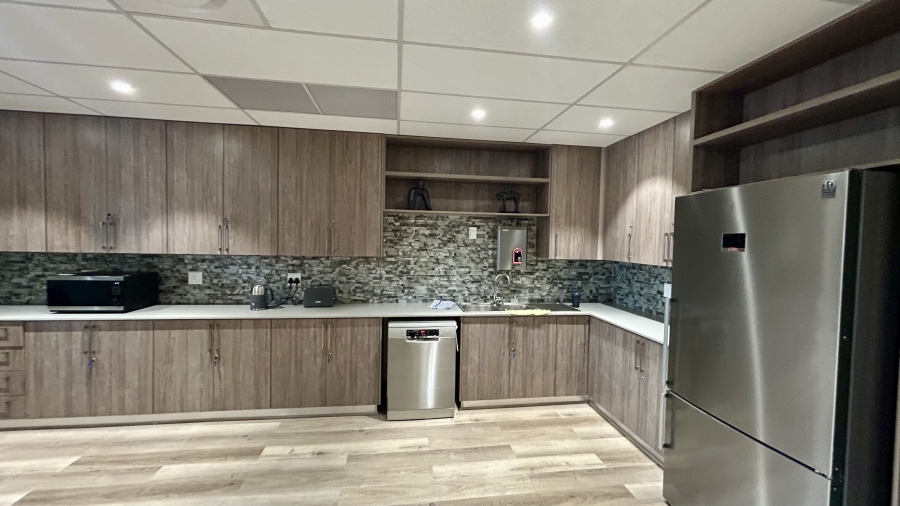 To Let Commercial Property for Rent in Die Hoewes Gauteng