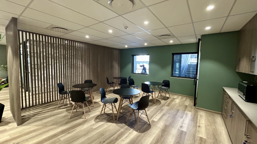To Let Commercial Property for Rent in Die Hoewes Gauteng