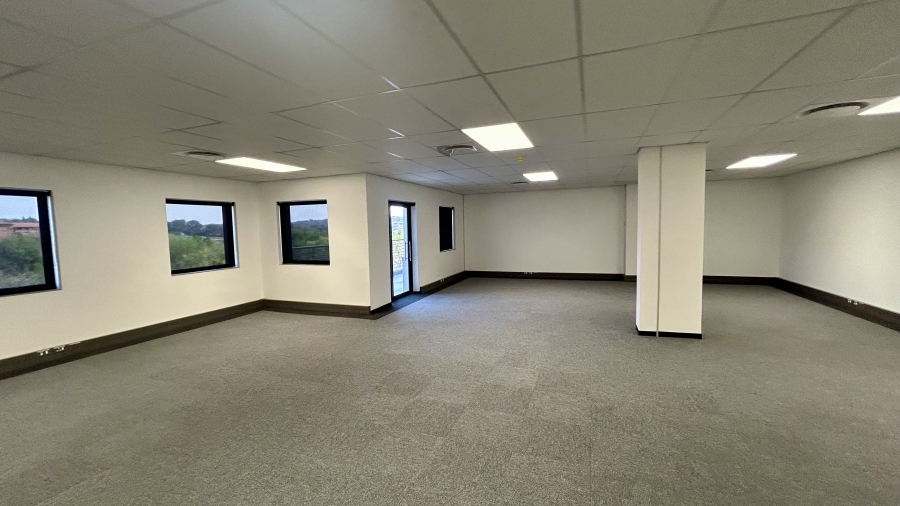 To Let Commercial Property for Rent in Die Hoewes Gauteng