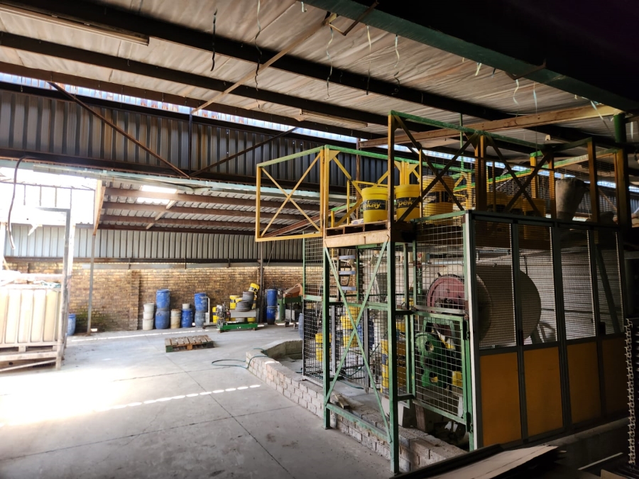Commercial Property for Sale in Koedoespoort Industrial Gauteng