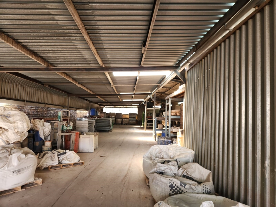 Commercial Property for Sale in Koedoespoort Industrial Gauteng