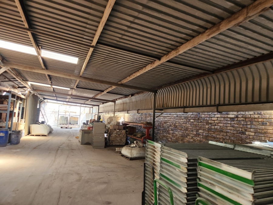 Commercial Property for Sale in Koedoespoort Industrial Gauteng