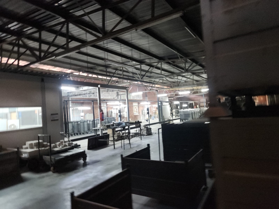 Commercial Property for Sale in Koedoespoort Industrial Gauteng
