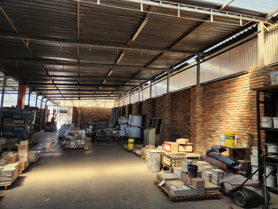Commercial Property for Sale in Koedoespoort Industrial Gauteng