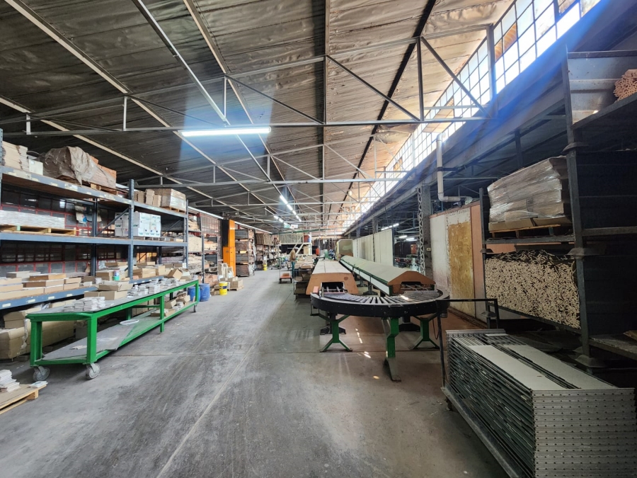 Commercial Property for Sale in Koedoespoort Industrial Gauteng