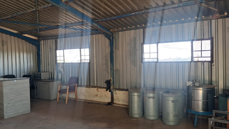 To Let Commercial Property for Rent in Doornkloof Gauteng