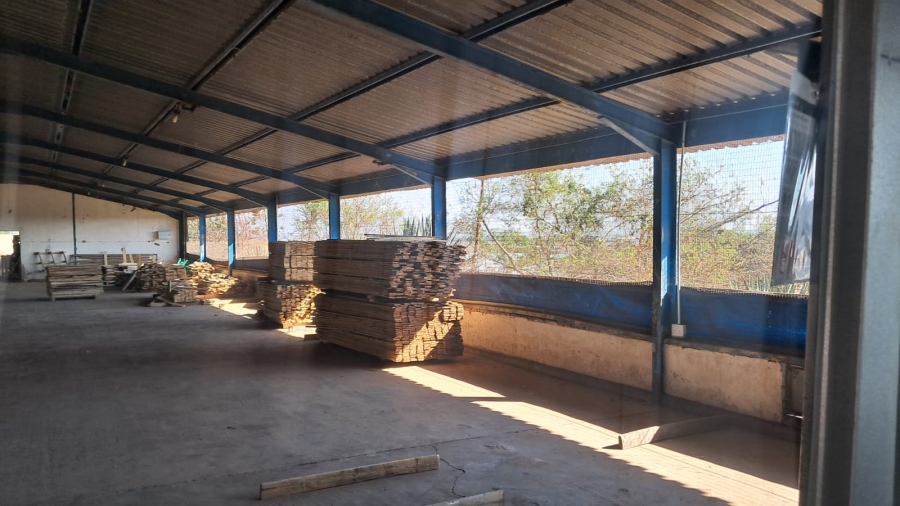 To Let Commercial Property for Rent in Doornkloof Gauteng