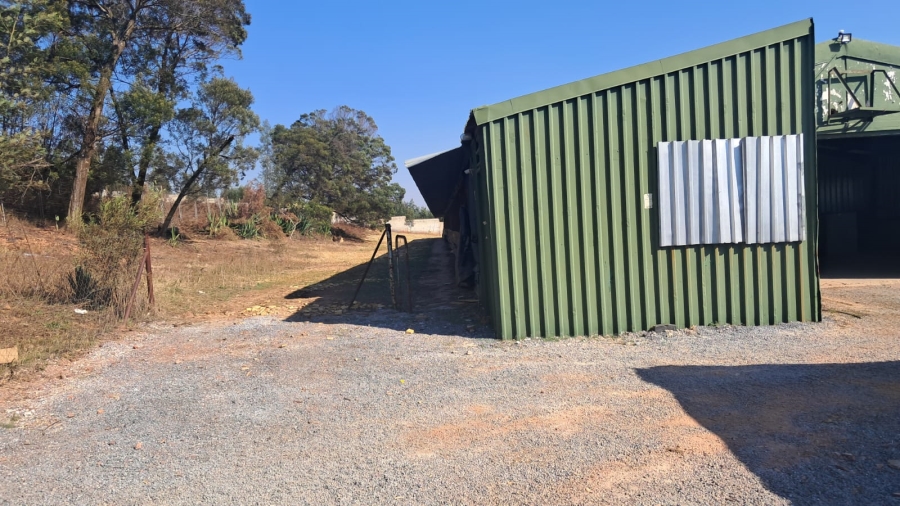 To Let Commercial Property for Rent in Doornkloof Gauteng