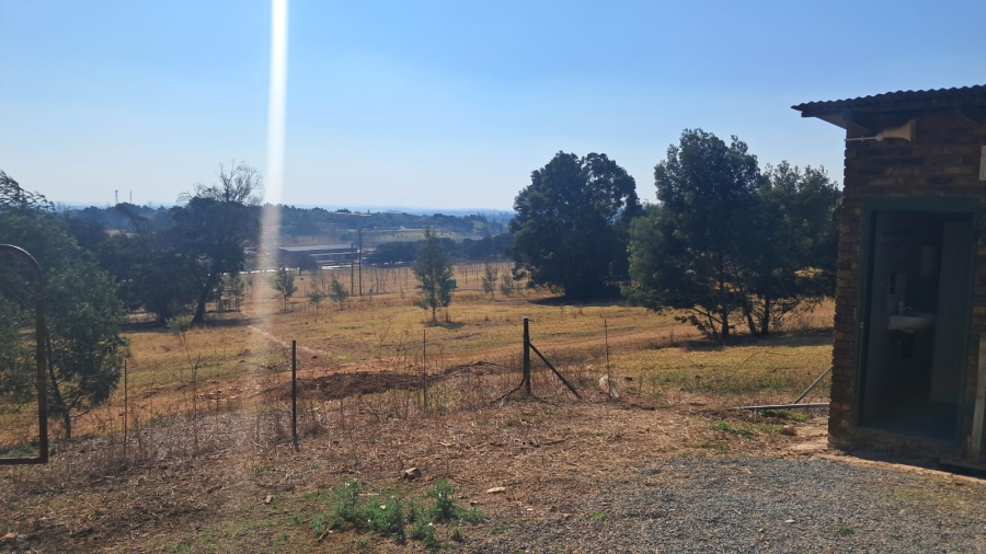 To Let Commercial Property for Rent in Doornkloof Gauteng