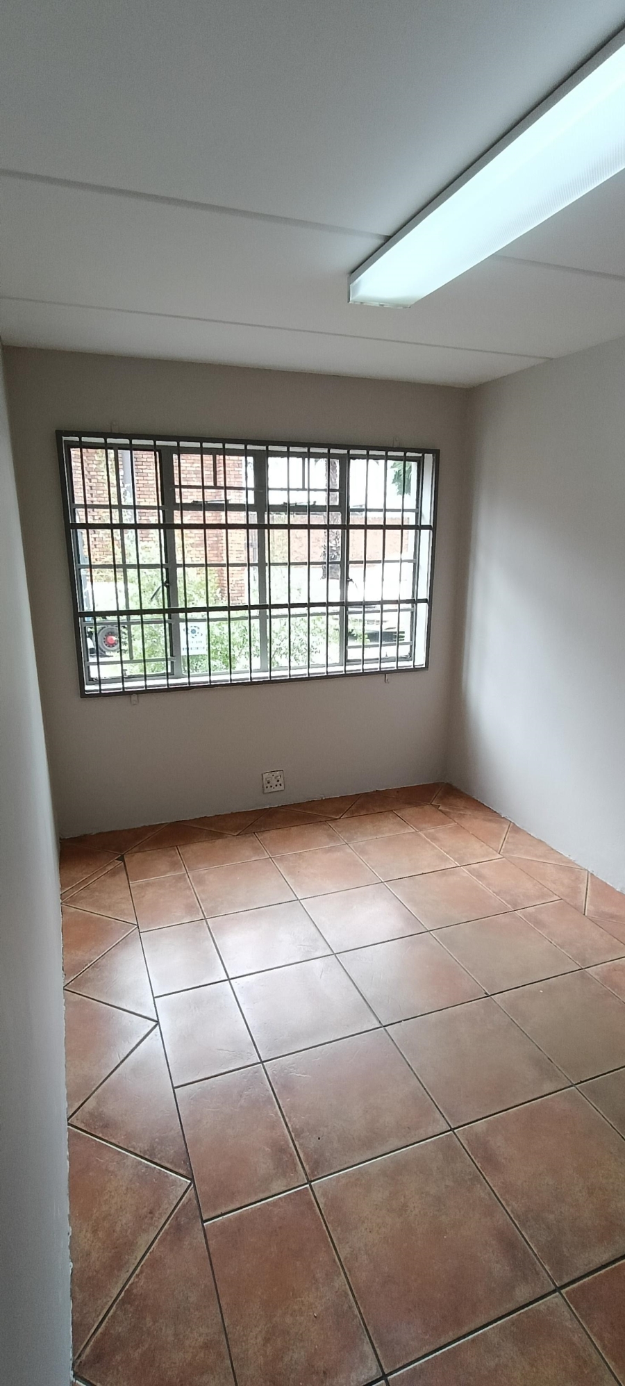 To Let Commercial Property for Rent in Silverton Gauteng
