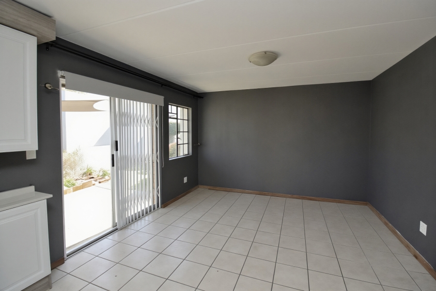 To Let 2 Bedroom Property for Rent in Farrar Park Gauteng