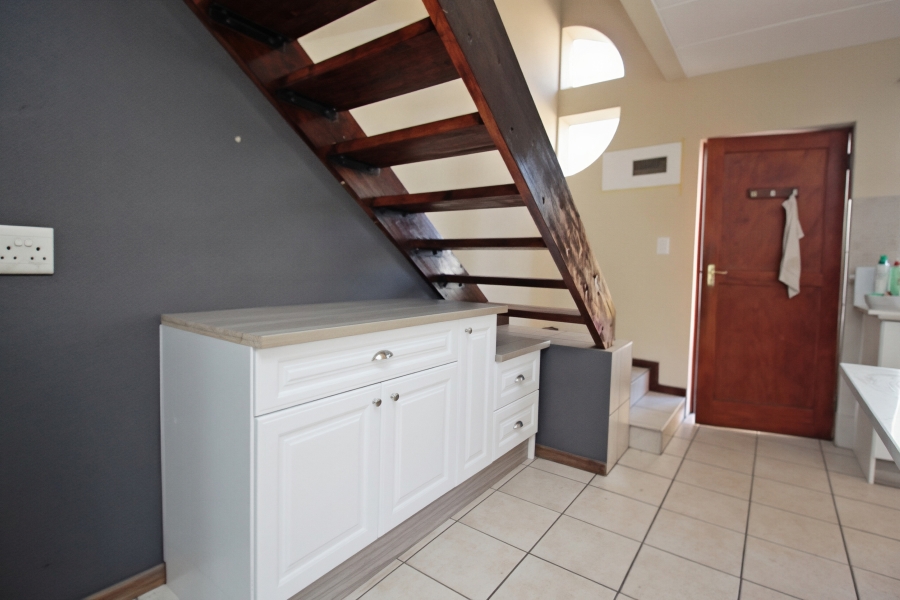 To Let 2 Bedroom Property for Rent in Farrar Park Gauteng