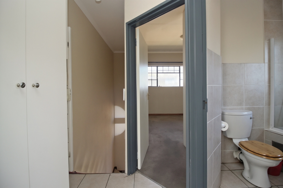 To Let 2 Bedroom Property for Rent in Farrar Park Gauteng