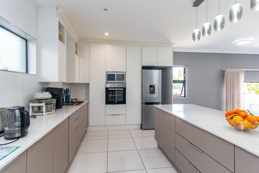 3 Bedroom Property for Sale in Homes Haven Gauteng