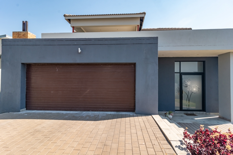 3 Bedroom Property for Sale in Homes Haven Gauteng