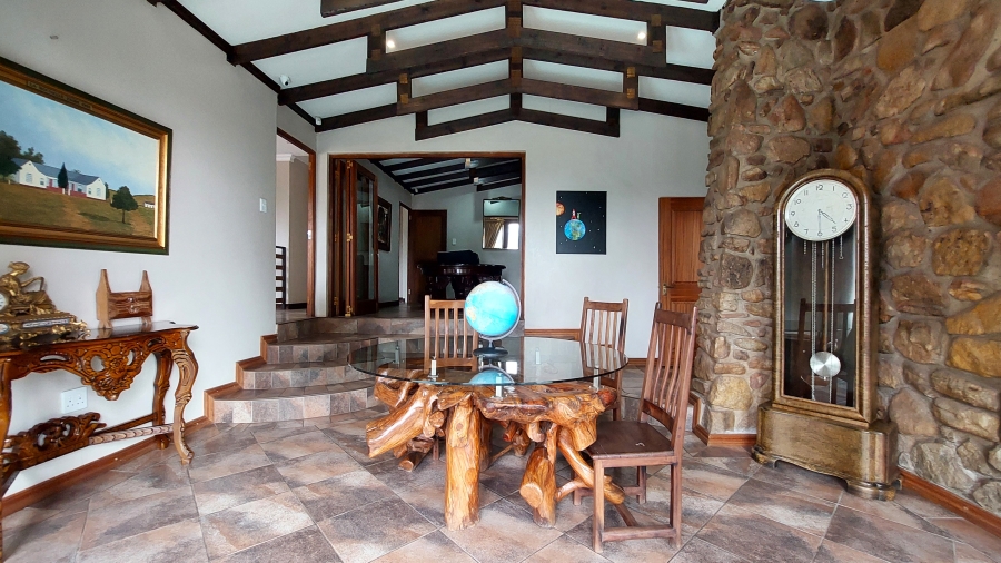 9 Bedroom Property for Sale in Waterkloof Ridge Gauteng