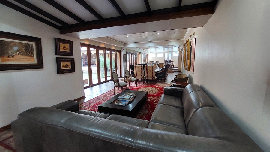 9 Bedroom Property for Sale in Waterkloof Ridge Gauteng
