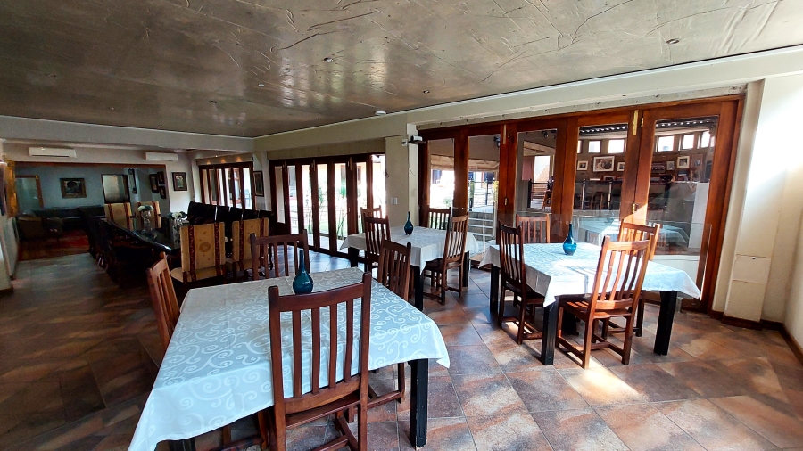 9 Bedroom Property for Sale in Waterkloof Ridge Gauteng