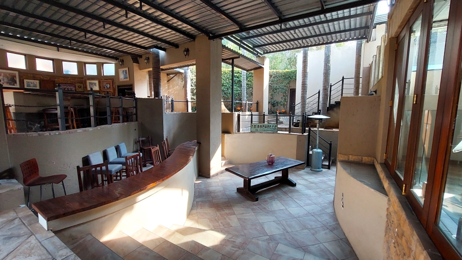 9 Bedroom Property for Sale in Waterkloof Ridge Gauteng