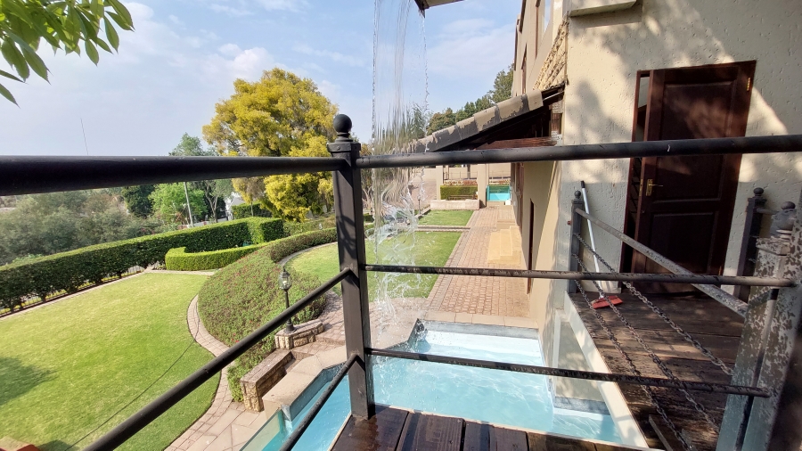 9 Bedroom Property for Sale in Waterkloof Ridge Gauteng