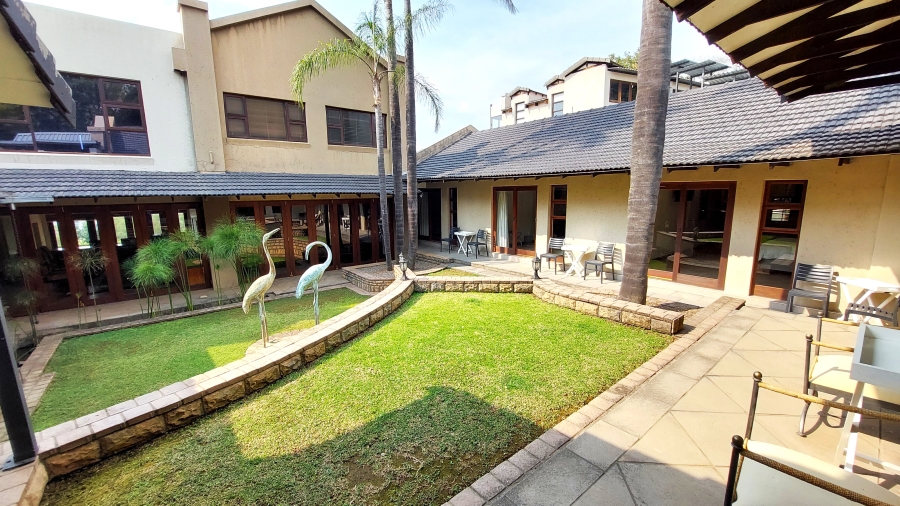 9 Bedroom Property for Sale in Waterkloof Ridge Gauteng