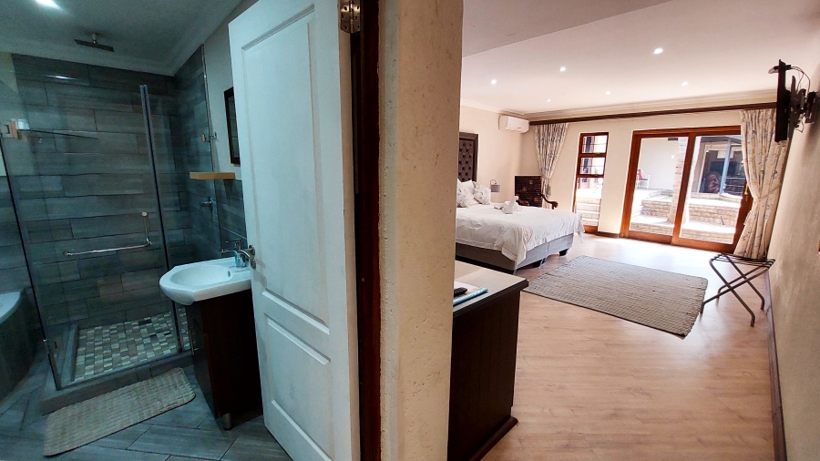 9 Bedroom Property for Sale in Waterkloof Ridge Gauteng