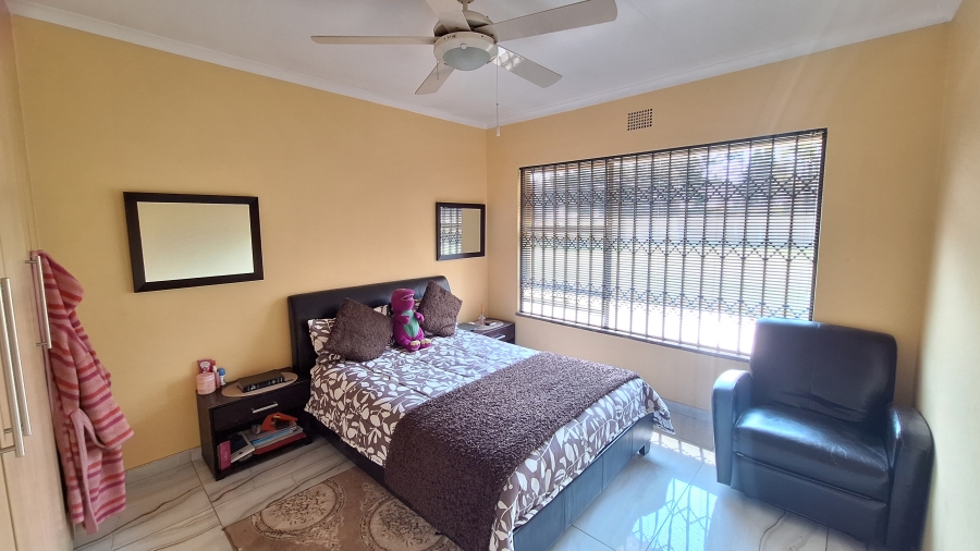 4 Bedroom Property for Sale in Vanderbijlpark SW 5 Gauteng