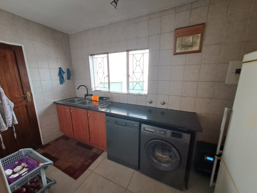 4 Bedroom Property for Sale in Jordaan Park Gauteng