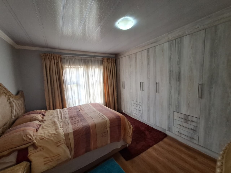 4 Bedroom Property for Sale in Jordaan Park Gauteng