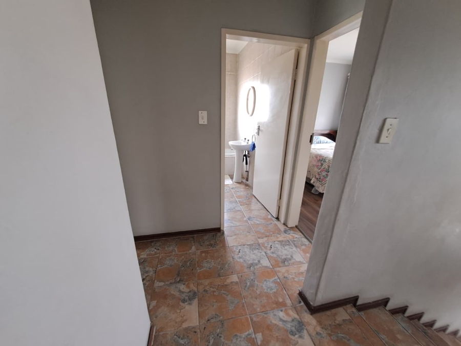 4 Bedroom Property for Sale in Jordaan Park Gauteng