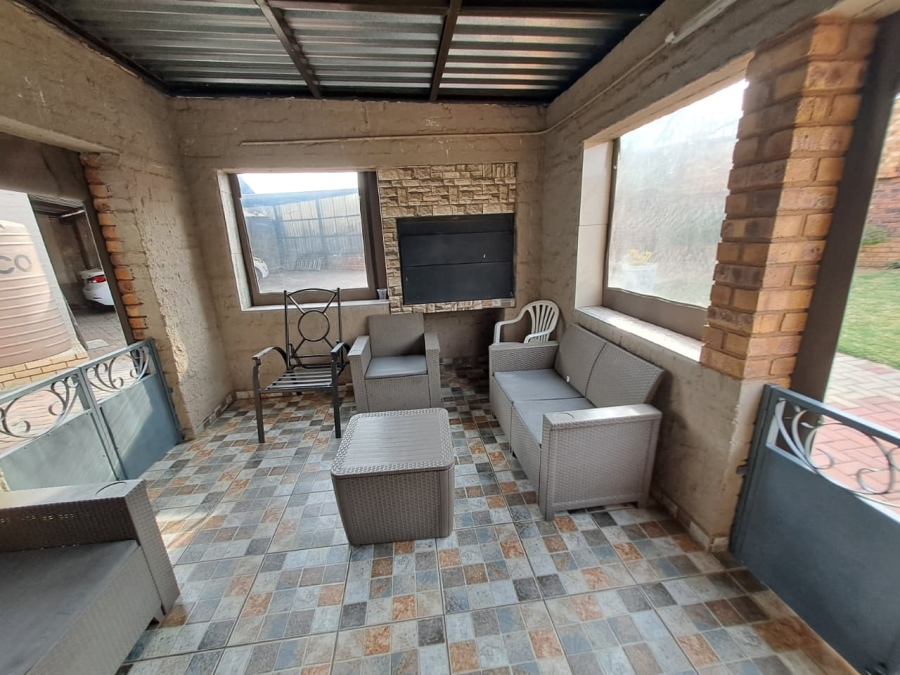 4 Bedroom Property for Sale in Jordaan Park Gauteng