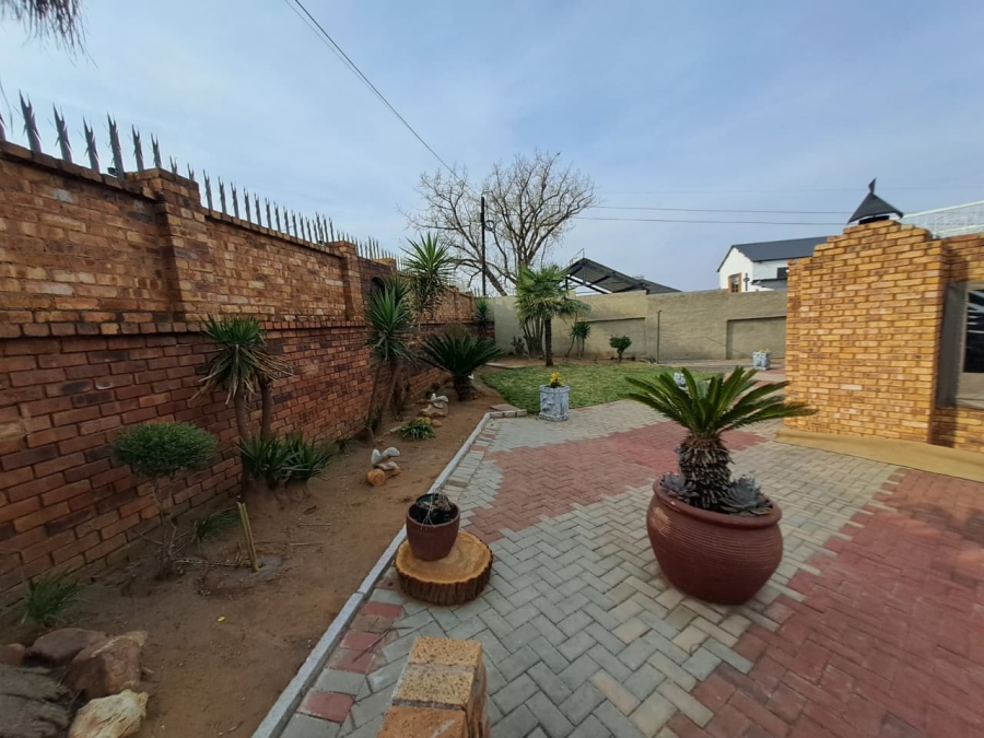 4 Bedroom Property for Sale in Jordaan Park Gauteng