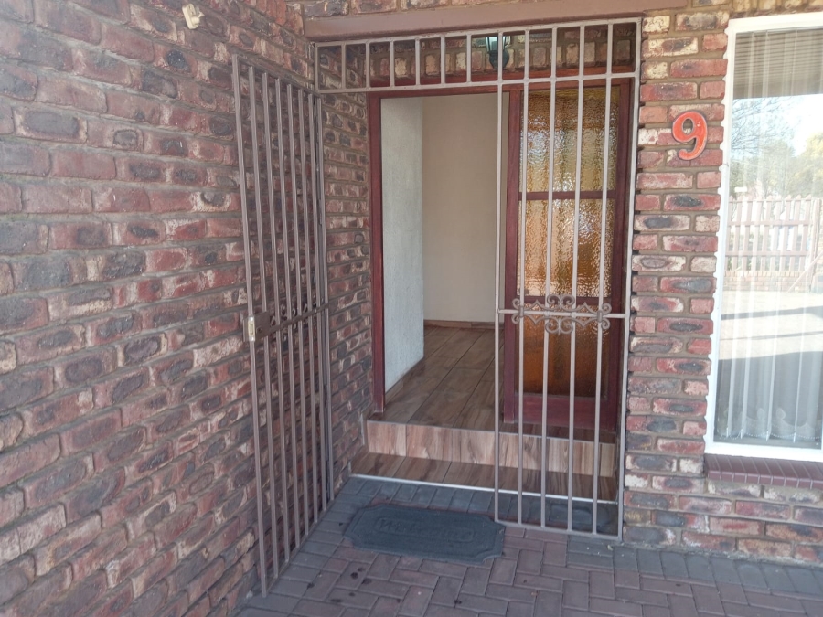 3 Bedroom Property for Sale in Vanderbijlpark Sw 2 Gauteng