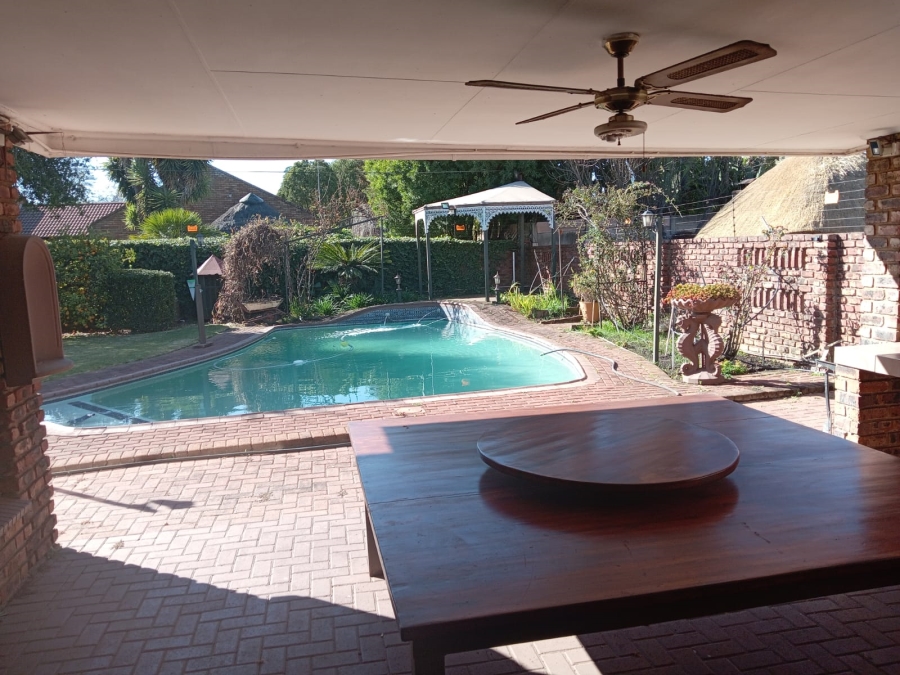 3 Bedroom Property for Sale in Vanderbijlpark Sw 2 Gauteng