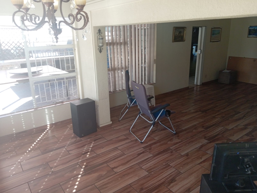 3 Bedroom Property for Sale in Vanderbijlpark Sw 2 Gauteng