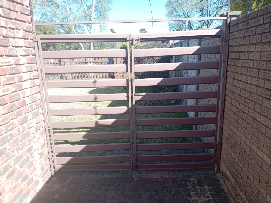 3 Bedroom Property for Sale in Vanderbijlpark Sw 2 Gauteng