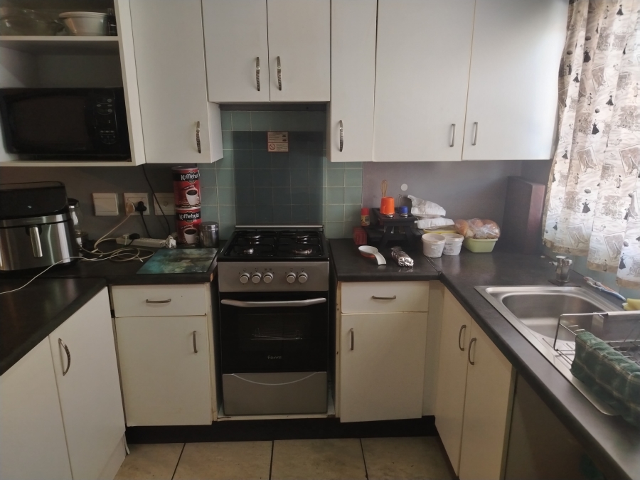 To Let 2 Bedroom Property for Rent in Brenthurst Gauteng