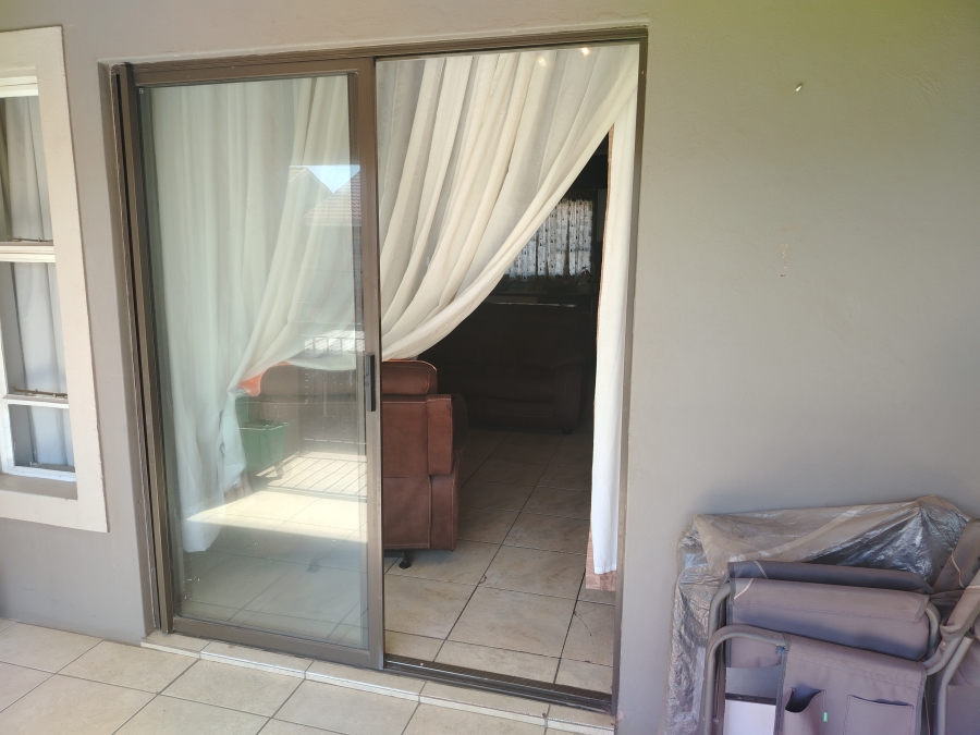 To Let 2 Bedroom Property for Rent in Brenthurst Gauteng